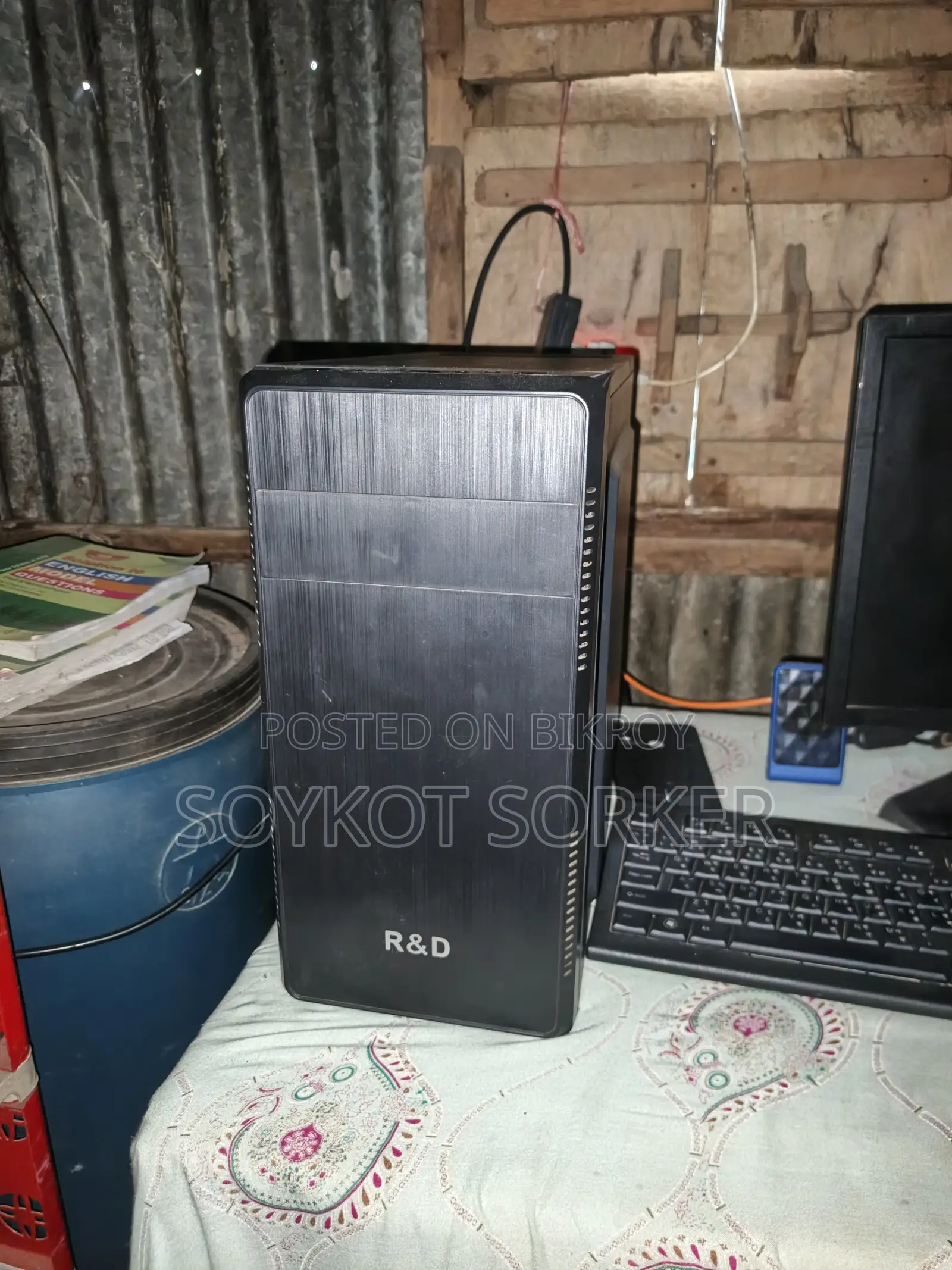 Desktop Computer 4GB Intel Core 5 eMMC 250GB