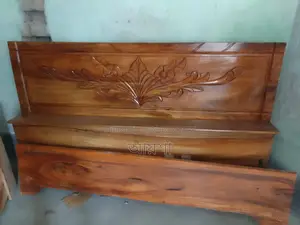 5 Beds for Sale