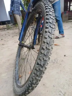 সাইকেলটি বিক্রয় করা হবে নিবেন আর চালাবেন কোনো কাজ নেই। ফুল ফ্রেশ আছে।