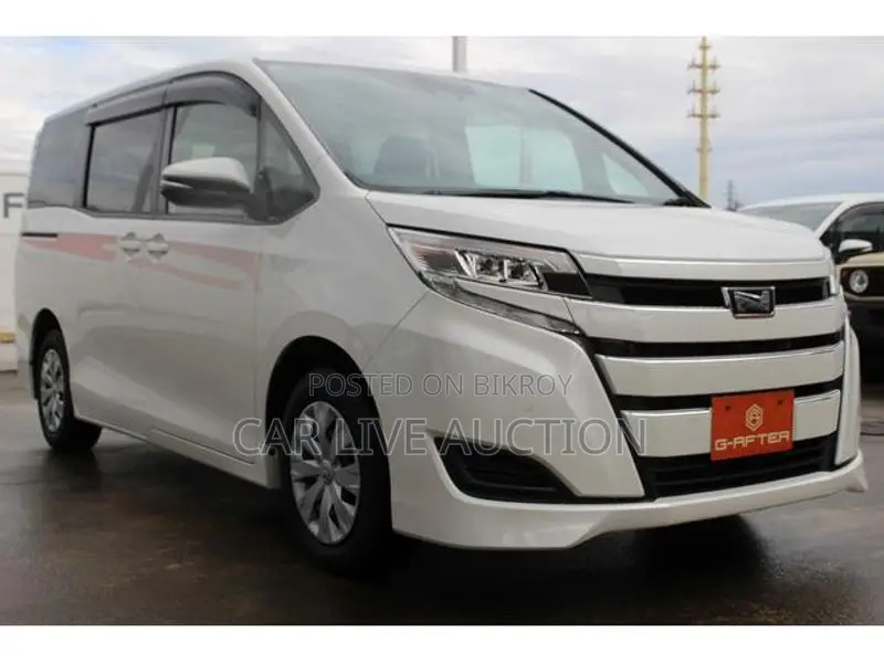 Toyota Noah Non Hybrid 2021