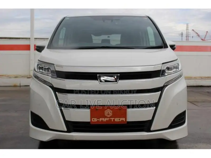 Toyota Noah Non Hybrid 2021