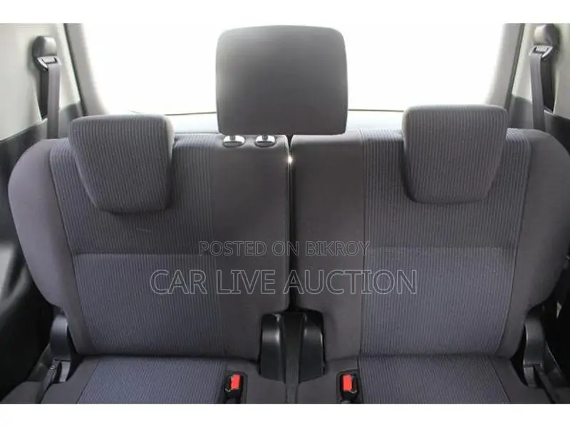 Toyota Noah Non Hybrid 2021