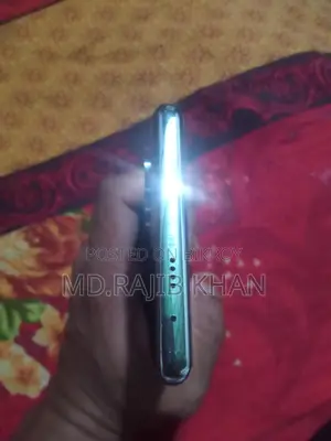 টেকনো ক্যামন ৪০ প্রো (ব্যবহৃত)