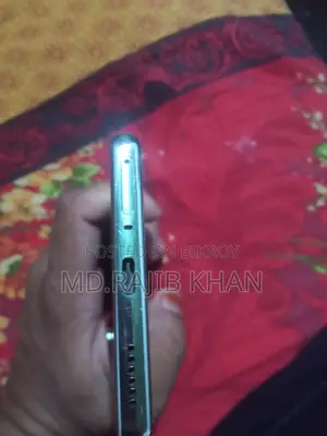 টেকনো ক্যামন ৪০ প্রো (ব্যবহৃত)