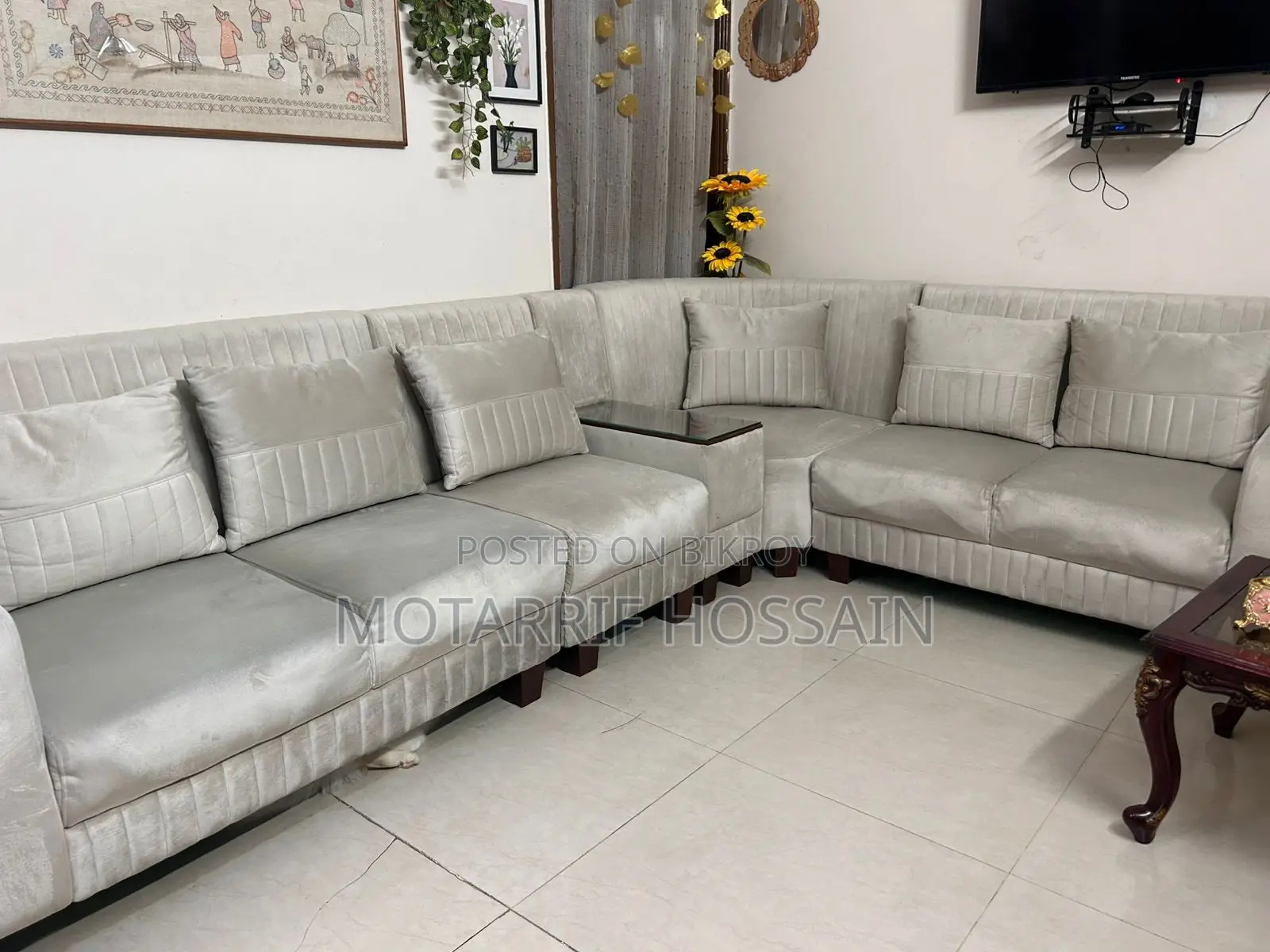 New L Pattern Sofa