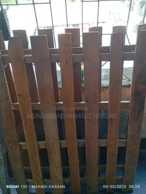 ৫/৭ ফিট লোহার খাট