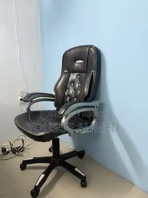Office Furniture table and chairs