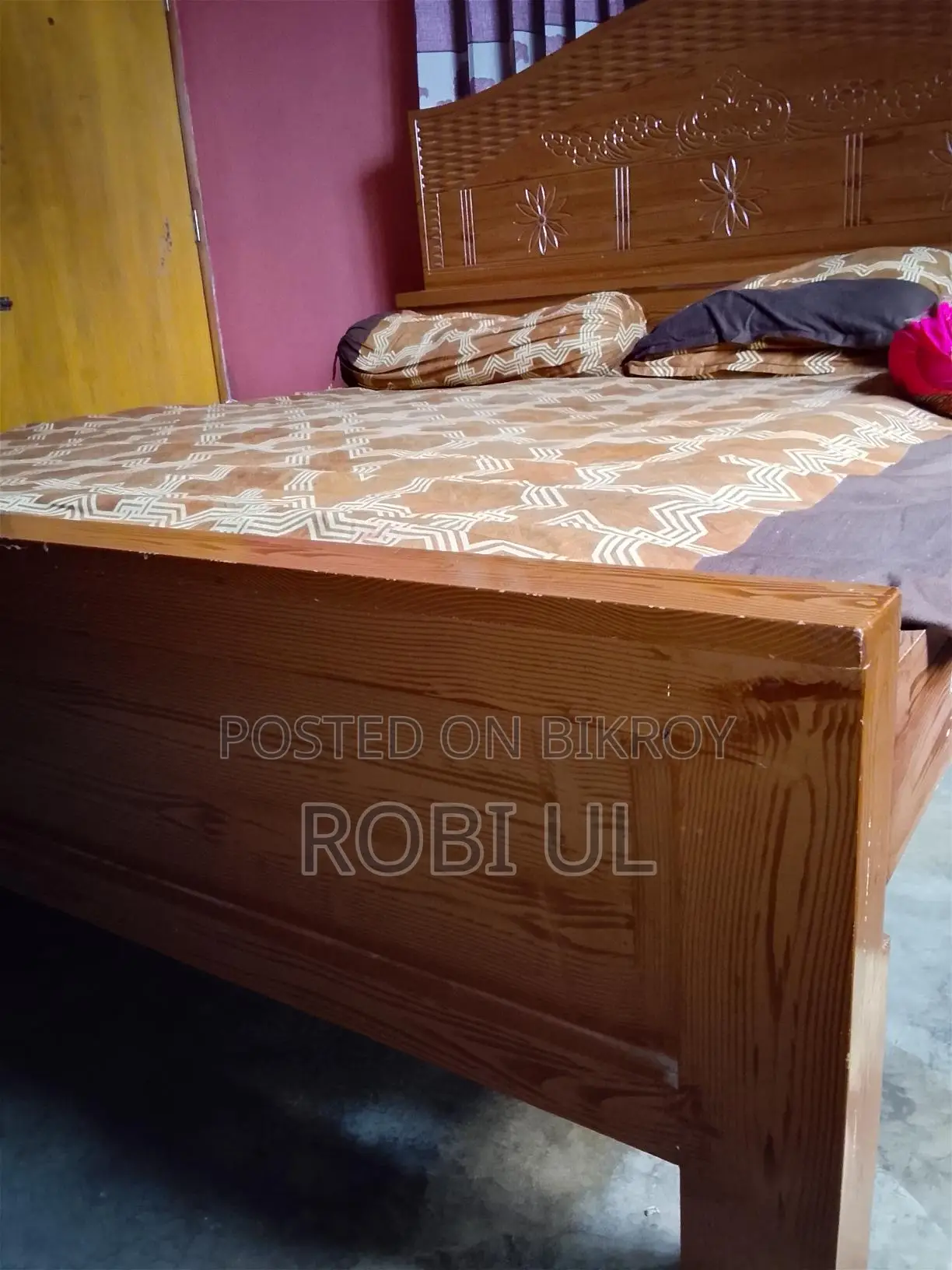 Room Bed