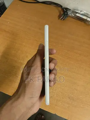 Sony Xperia 10 II (Used)