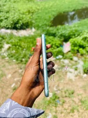 Apple iPhone 11 (Used)