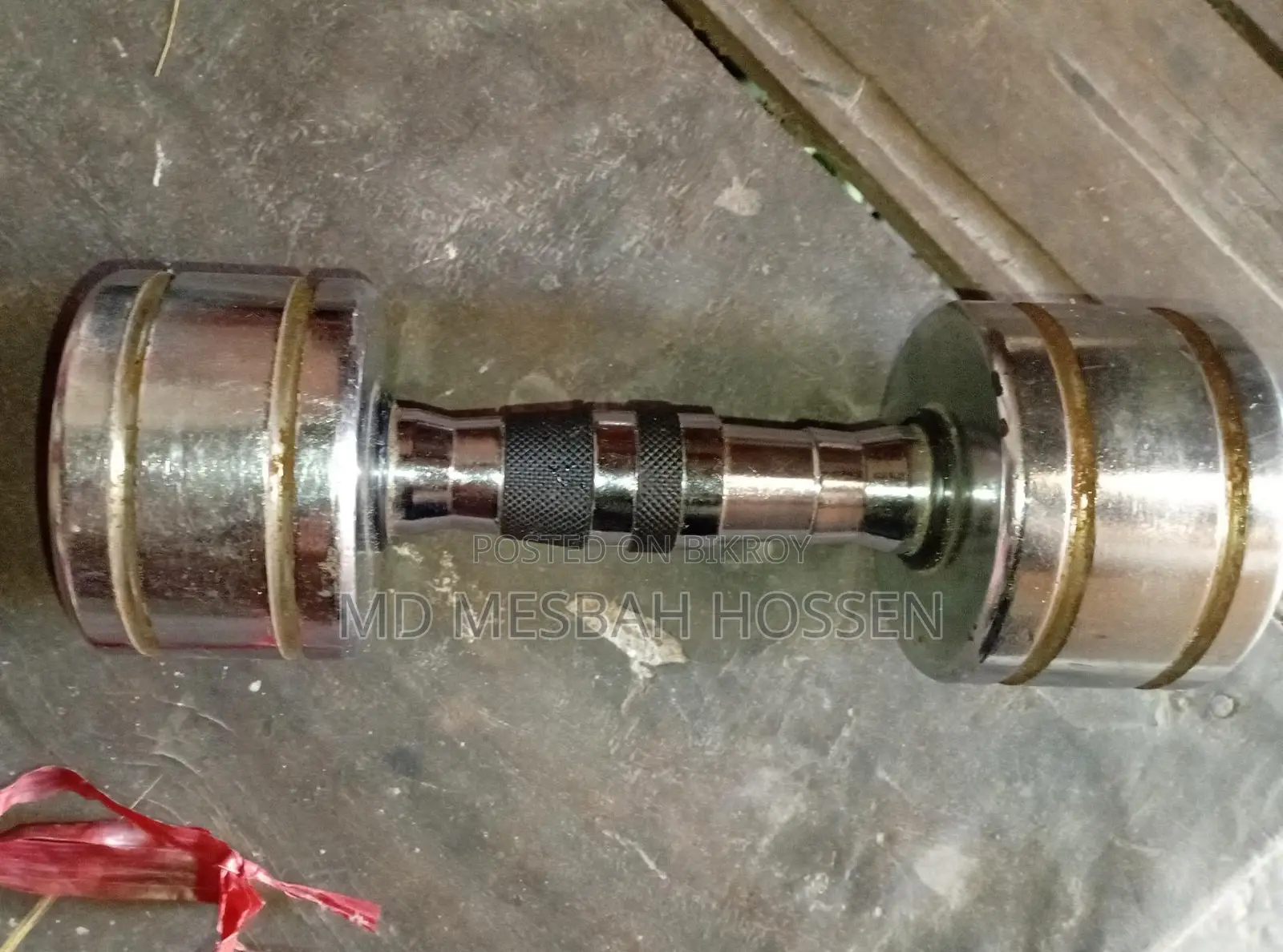একটি ডাম্বেল বিক্রি হবে