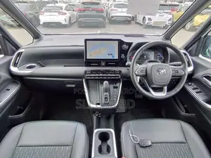 Toyota Noah HYBRID S-Z 2023