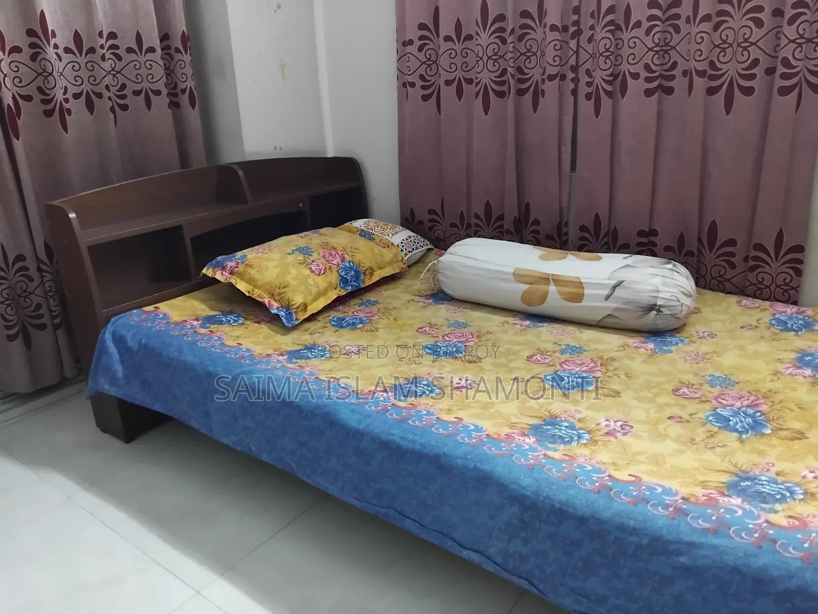 Semi Double Bed