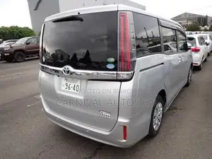 Toyota Noah 2.0 FWD (8 Seater) 2020 Silver