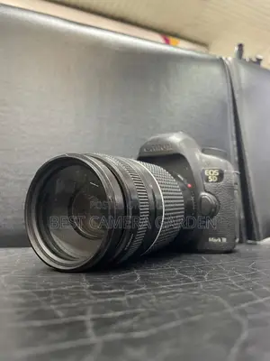 📸 Canon 5D Mark III with 75-300mm Lens (Full Package)