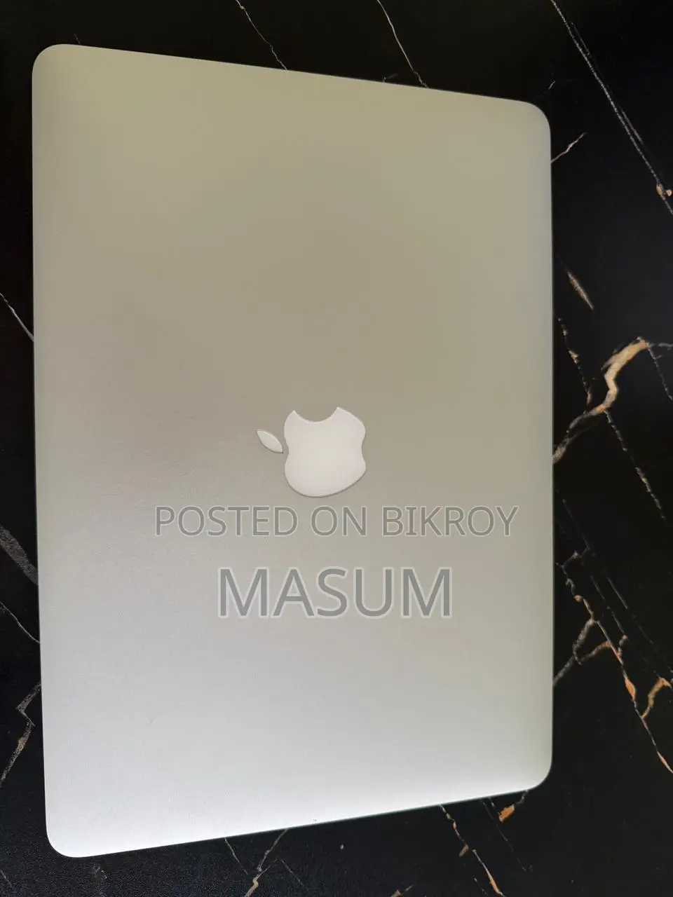 MacBook Pro 2015 (8GB RAM) – Excellent Condition