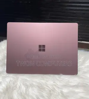 Premium Edition Microsoft Surface Laptop 2 i7-8th Generation 8/256 GB