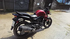 Honda CB 2017 Red