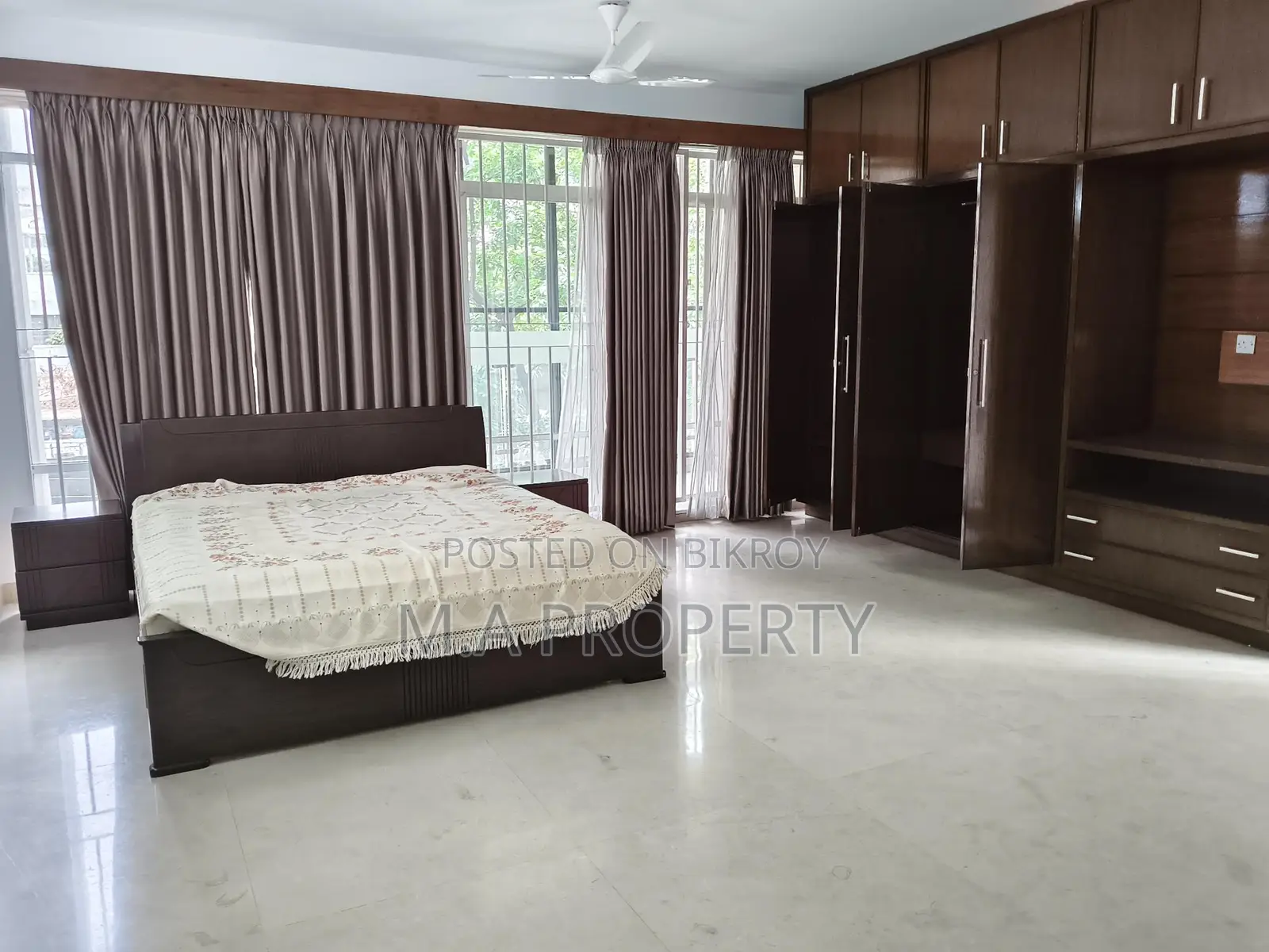 Rent Fully Furnished Apartment 4-Bed Baridhara