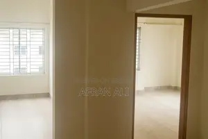 জরুরি বিক্রয়! ওয়েস্ট খুলশিতে কমার্শিয়াল ফ্ল্যাট