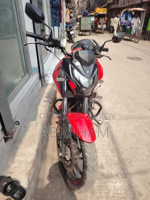 Hero Thriller 160R 2021 Red