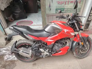 Hero Thriller 160R 2021 Red