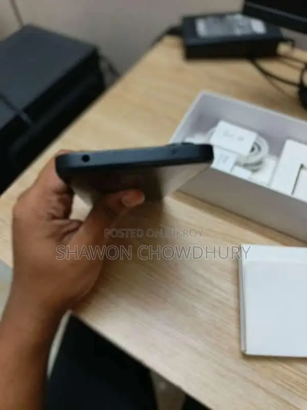 Xiaomi Redmi 13 6/128 (ব্যবহৃত)