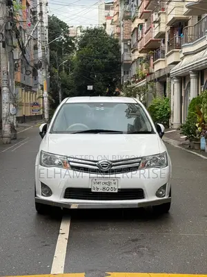Toyota Axio Fielder 2014