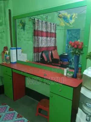 Beauty Parlor Equipment for Sale