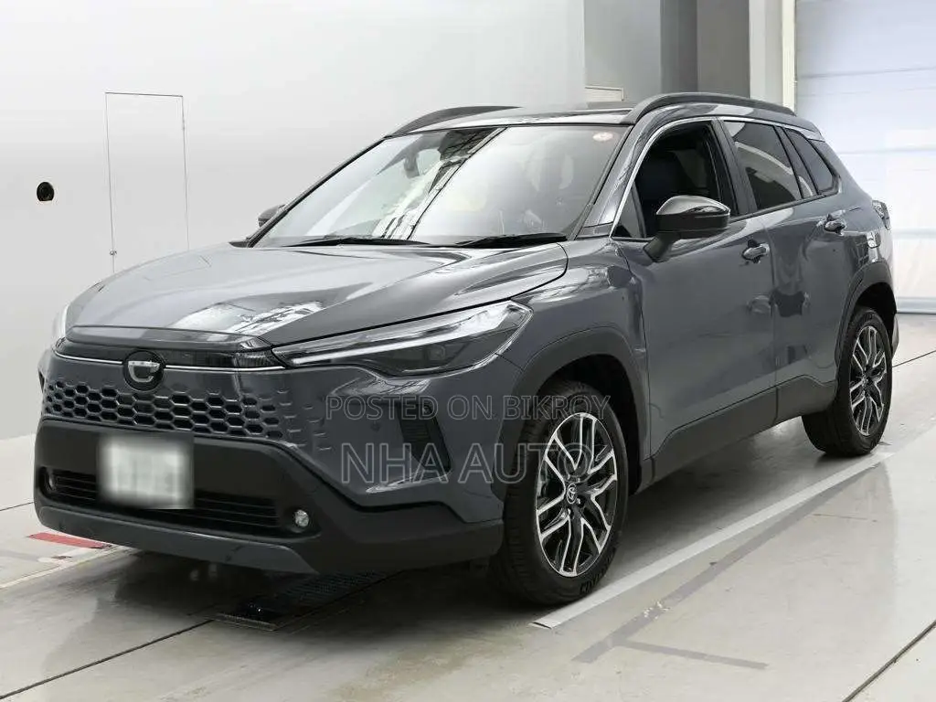 Toyota Corolla Cross Z LEATHER PANAROOF 2025