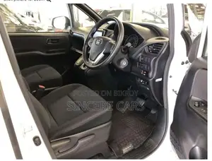 Toyota Esquire X PKG NON HYB 2021