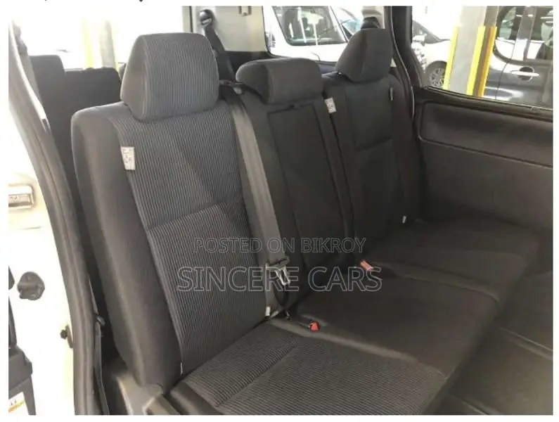 Toyota Esquire X PKG NON HYB 2021