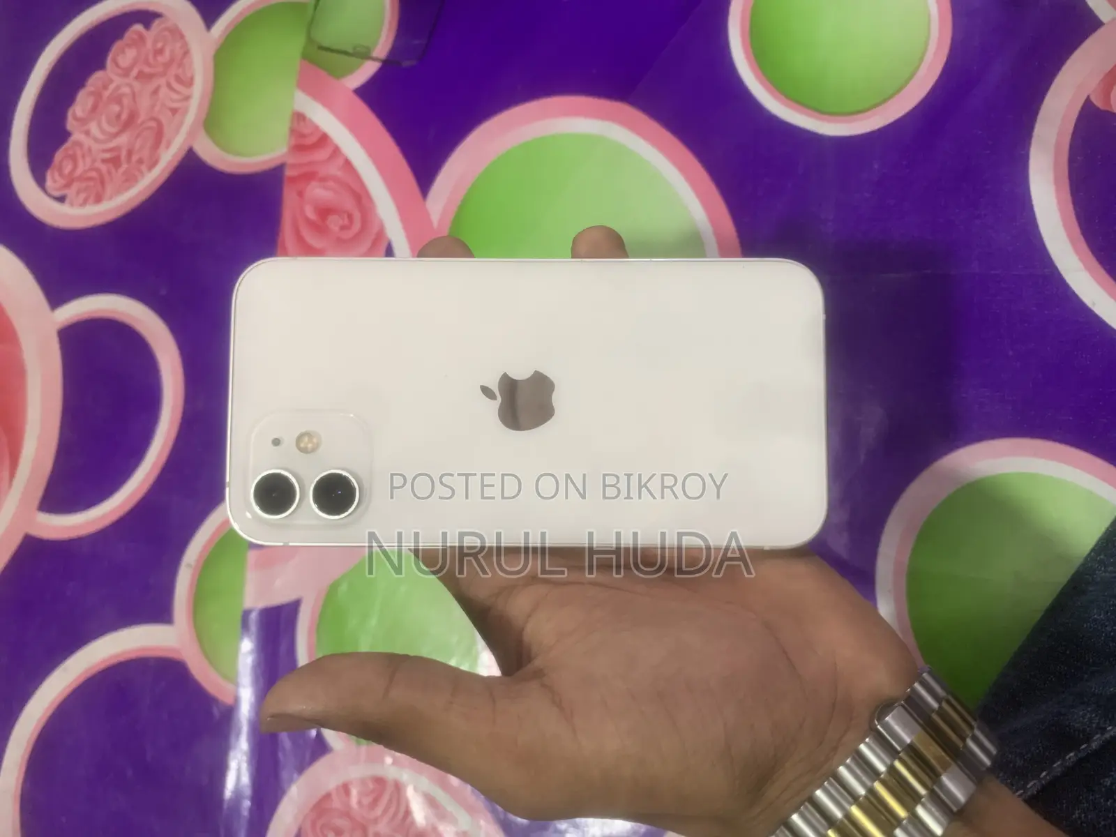 Apple iPhone 12 (Used)