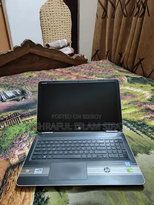 HP Pavilion ল্যাপটপ। মায়ামি, ইউএসএ থেকে কেনা