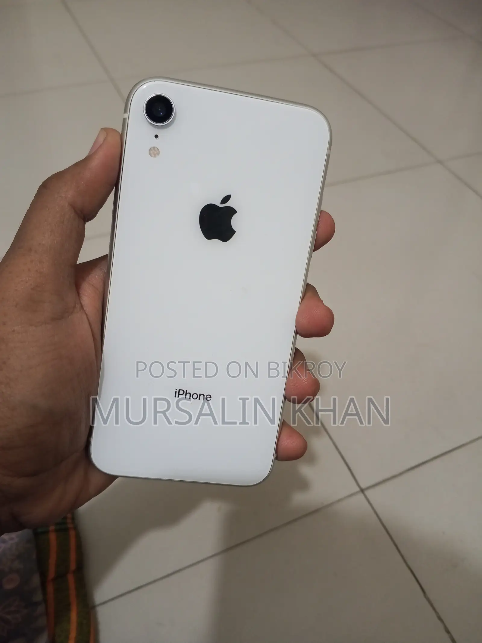 Apple iPhone XR (Used)