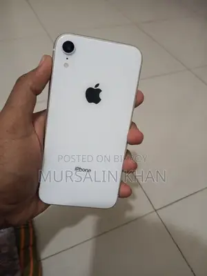Apple iPhone XR (Used)