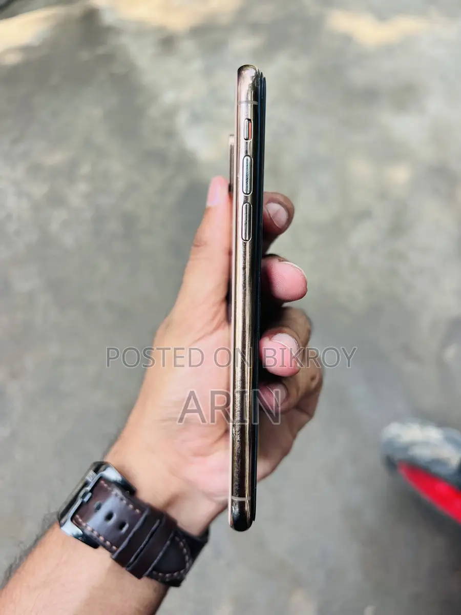 অ্যাপল আইফোন এক্সএস ২৫৬ জিবি গোল্ড
