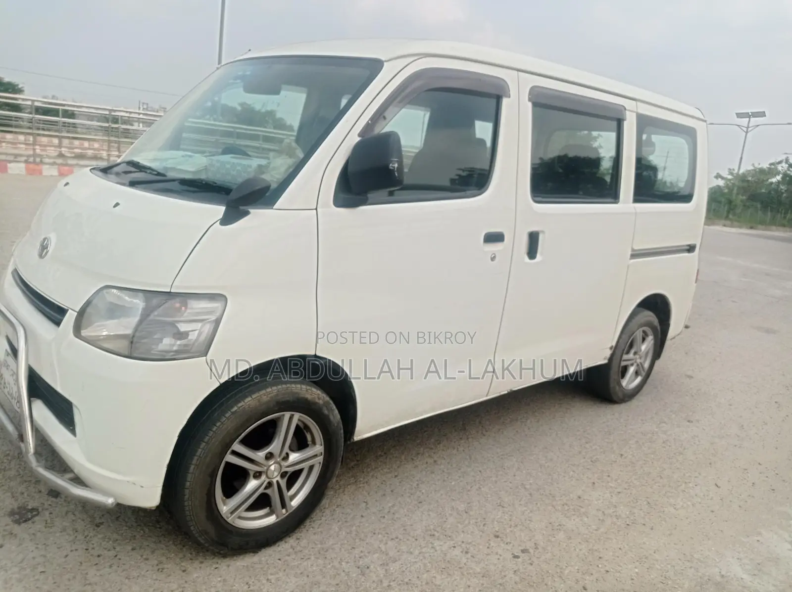 Toyota LiteAce 2011