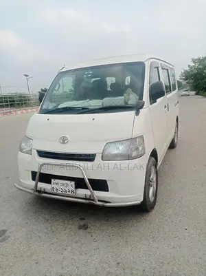 Toyota LiteAce 2011