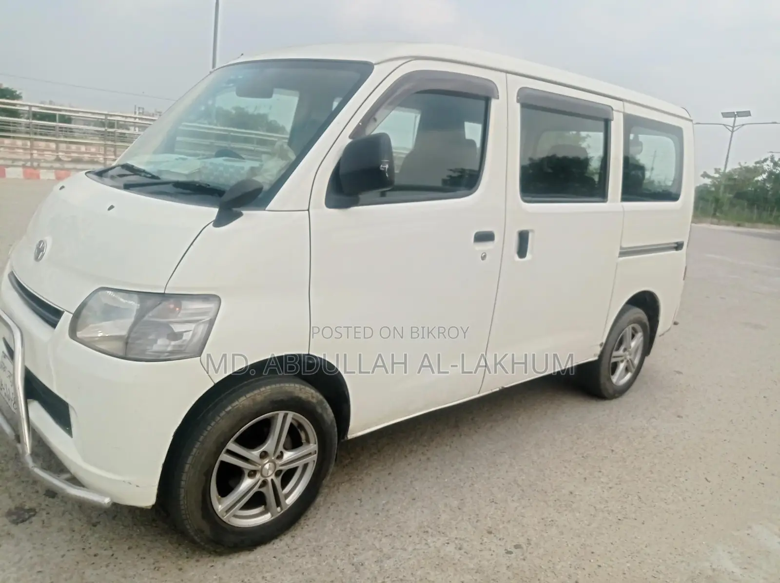 Toyota LiteAce 2011