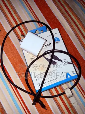 Apple অ্যাডাপ্টার এবং Anker কেবল