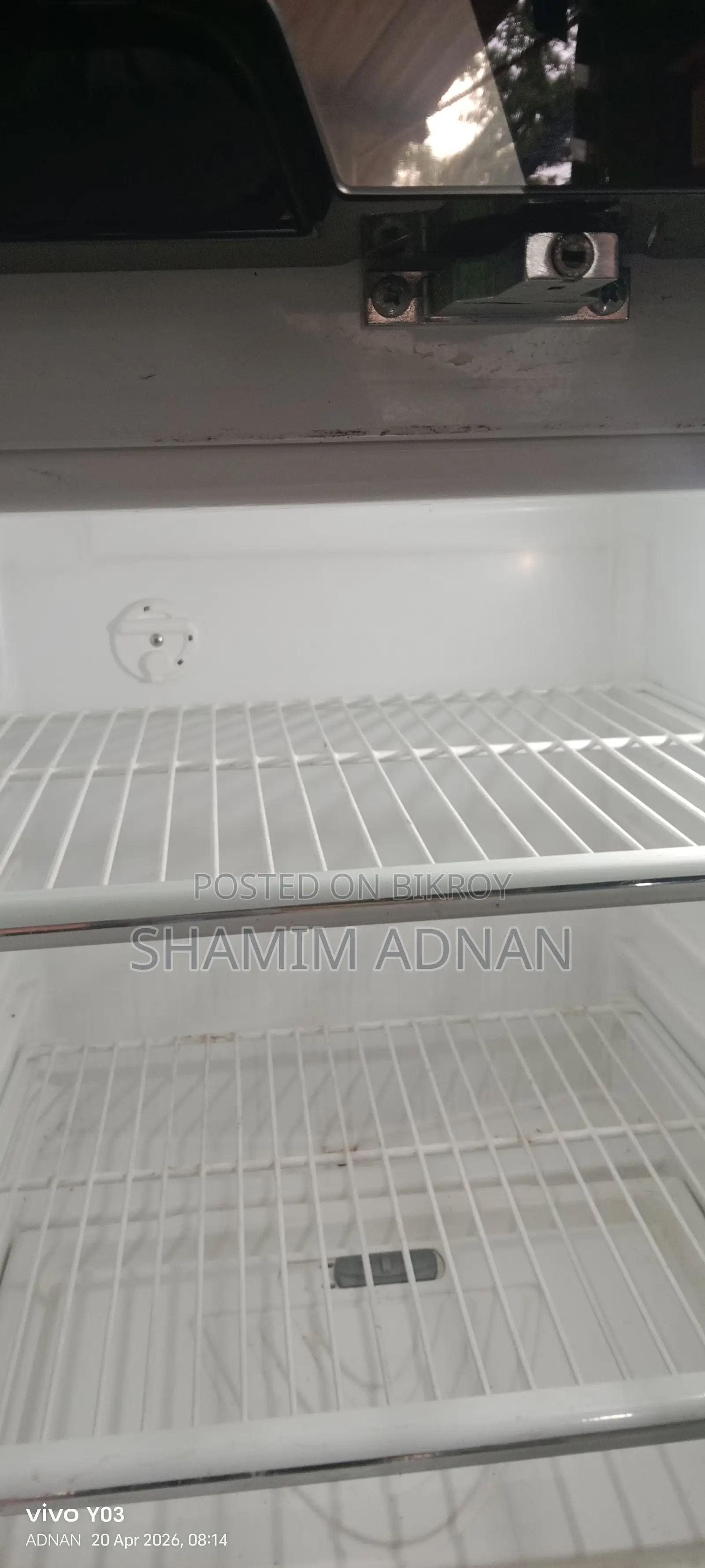 Walton Wfe 3b0 Model 341 Liter Smart Fridge
