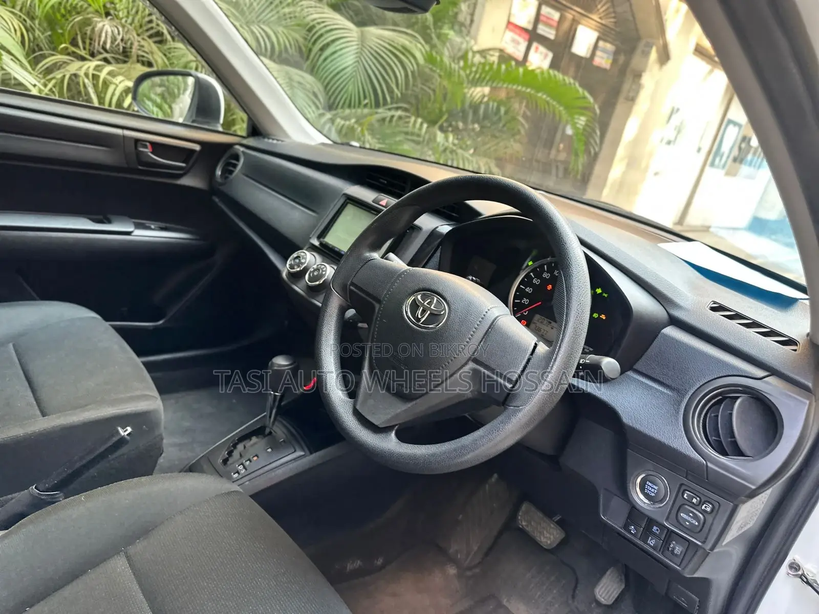 Toyota Axio NON-HV EX PUSH START 2020