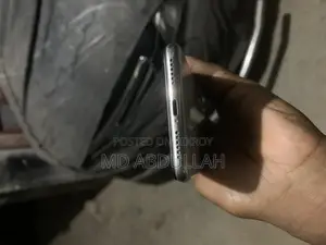 Apple iPhone X (Used)