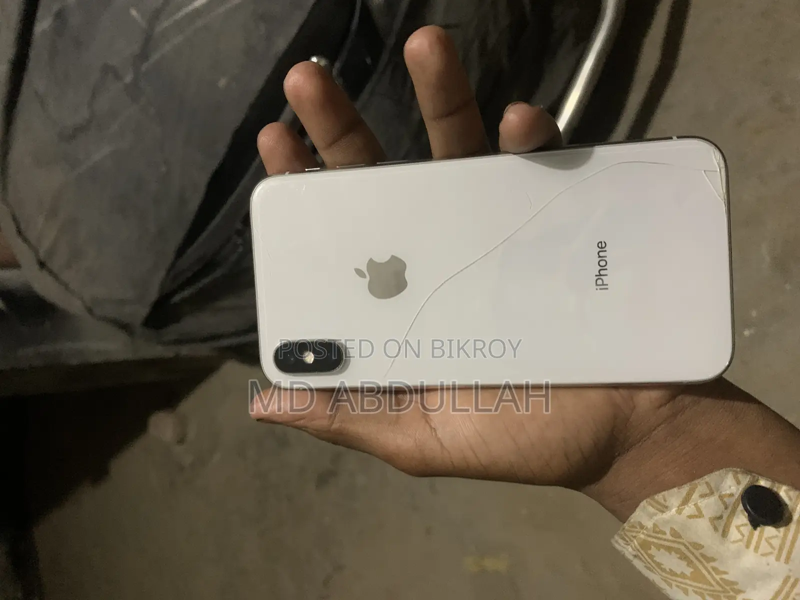 Apple iPhone X (Used)