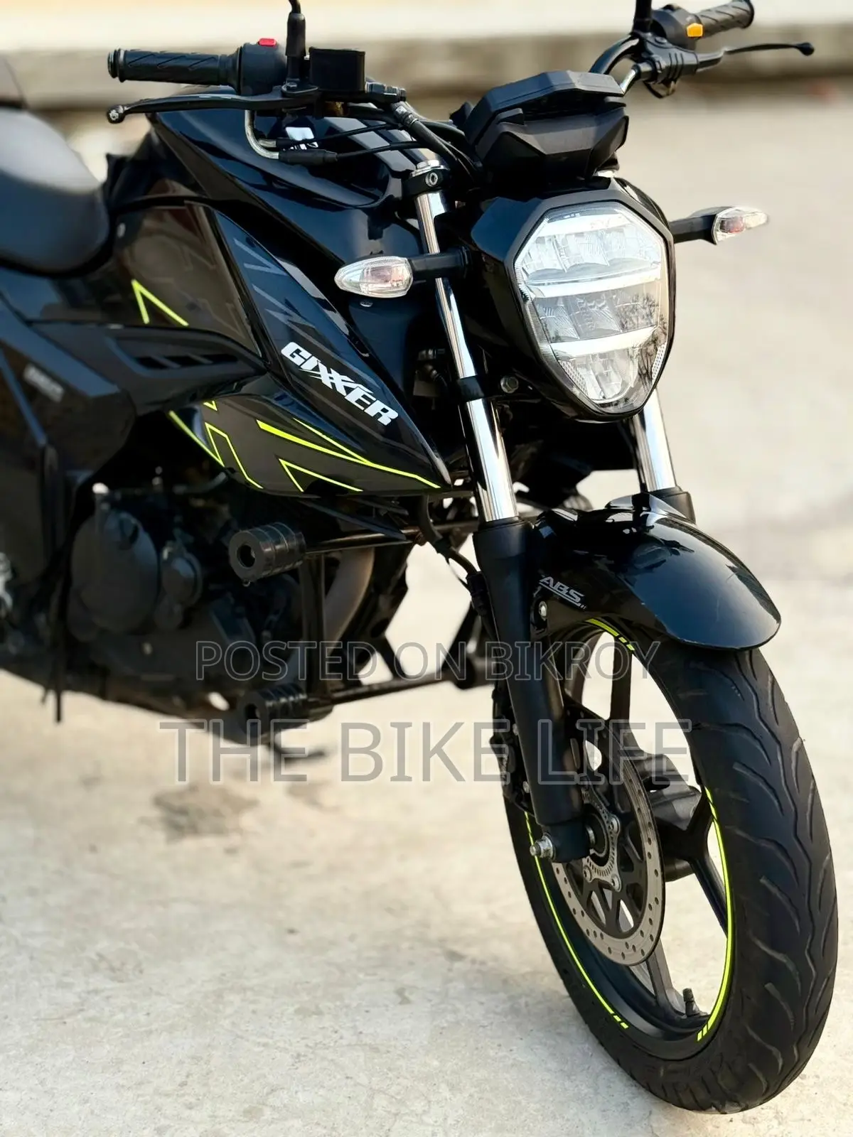 Suzuki Gixxer Fi ABS 2025 Black