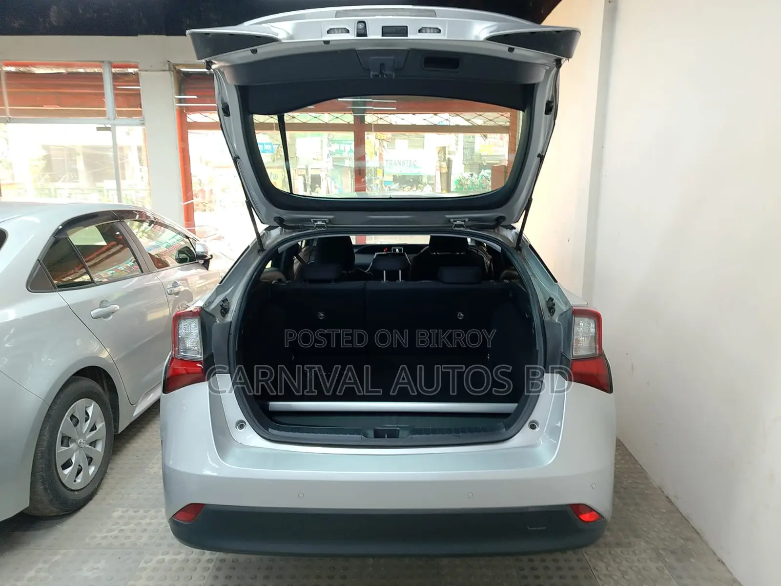Toyota Prius A PACKAGE 2020