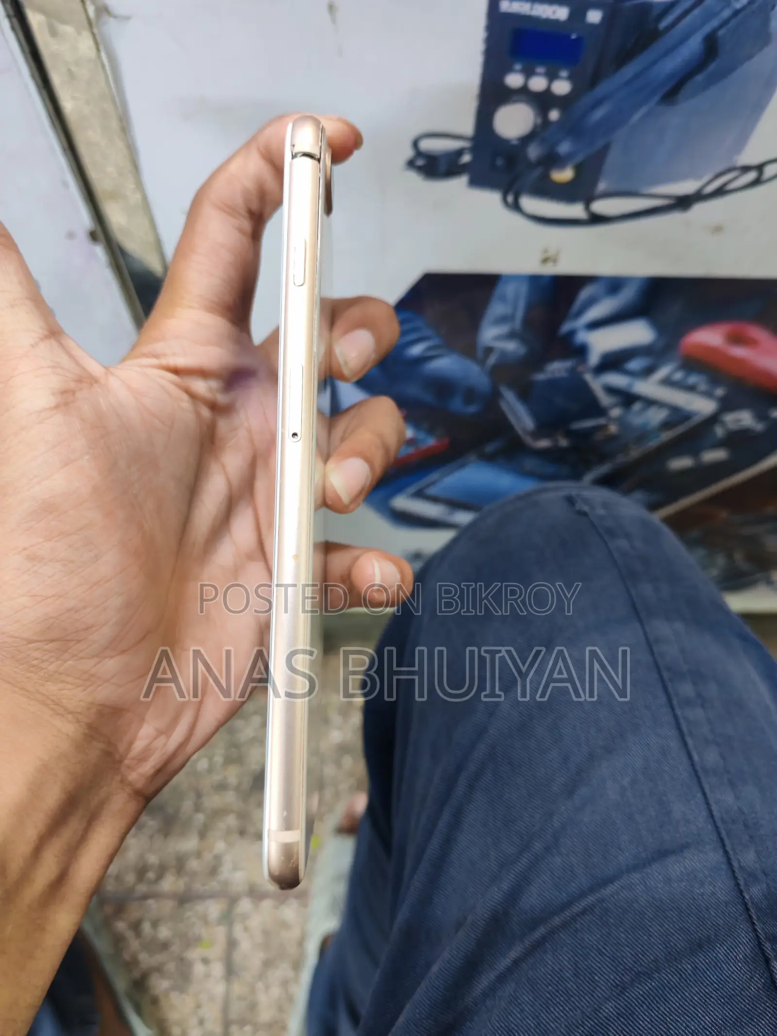 Apple iPhone 8 Plus (Used)