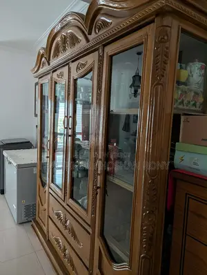 চিটাগং অরিজিনাল সেগুন কাঠের শোকেজ