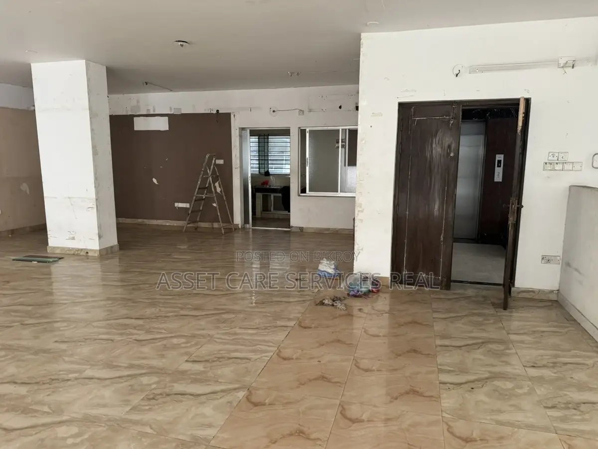 Excellent Open Office Space Rent in Gulshan circle-1 Near